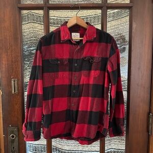 Cabincore Red Black Buffalo Check Flannel Shirt Outdoors Adventure Gorpcore Cozy
